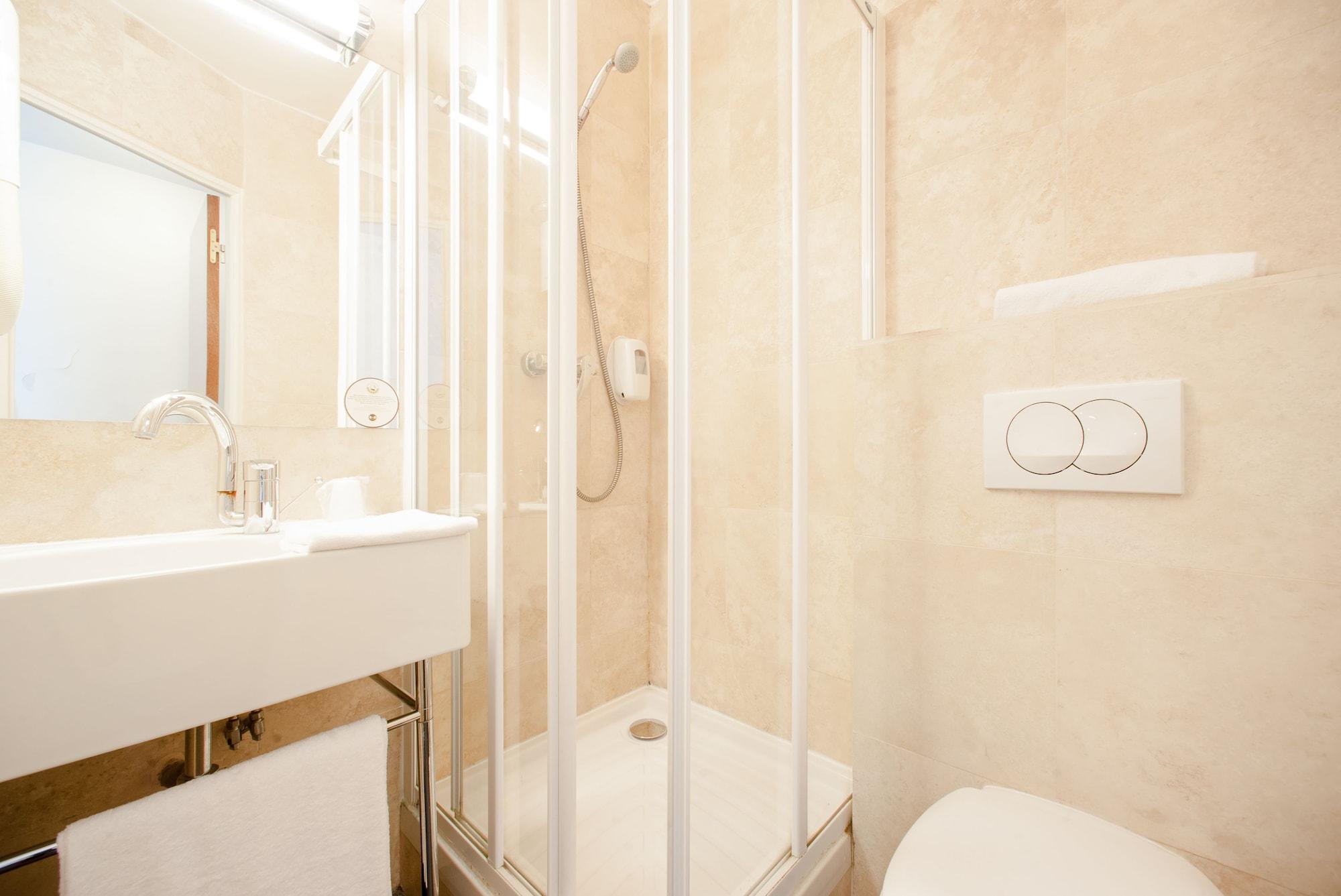 Hotel Paris Nord